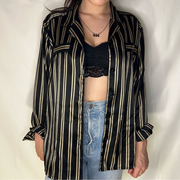 VINTAGE STRIPED SATIN BUTTON UP BLOUSE - Picture 3 of 4